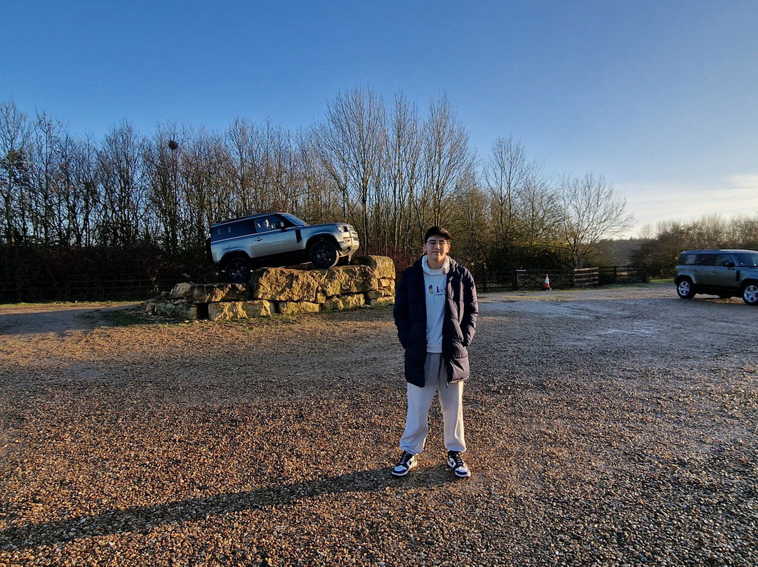 Landrover experience景点图片