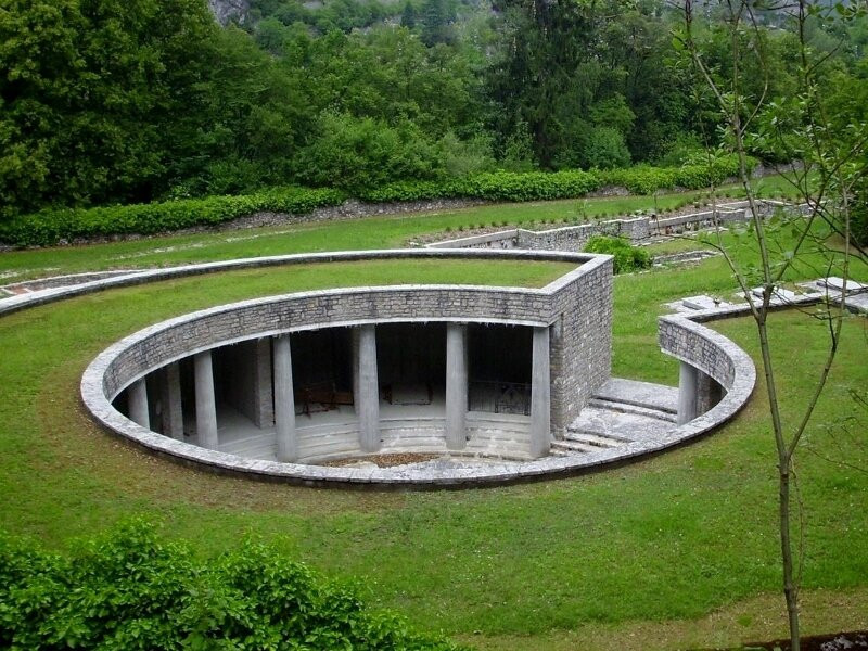 Cimitero Muda Mae景点图片