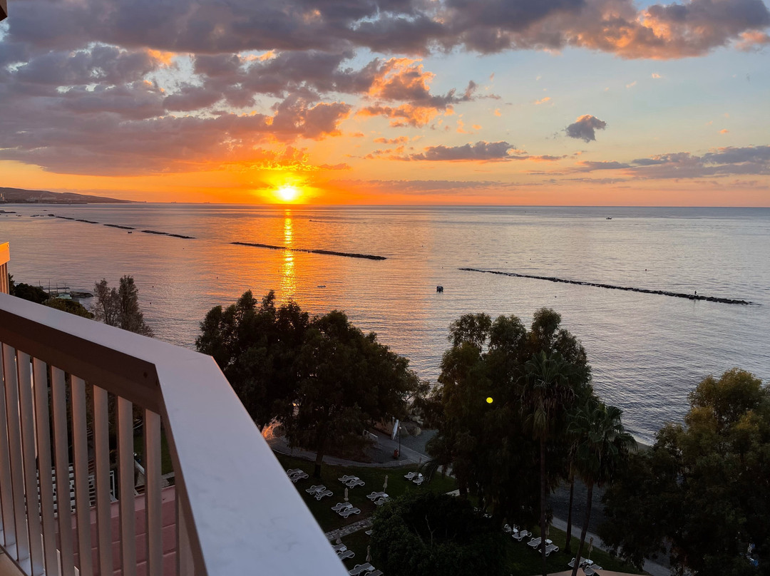 Poseidonia Beach Hotel主图