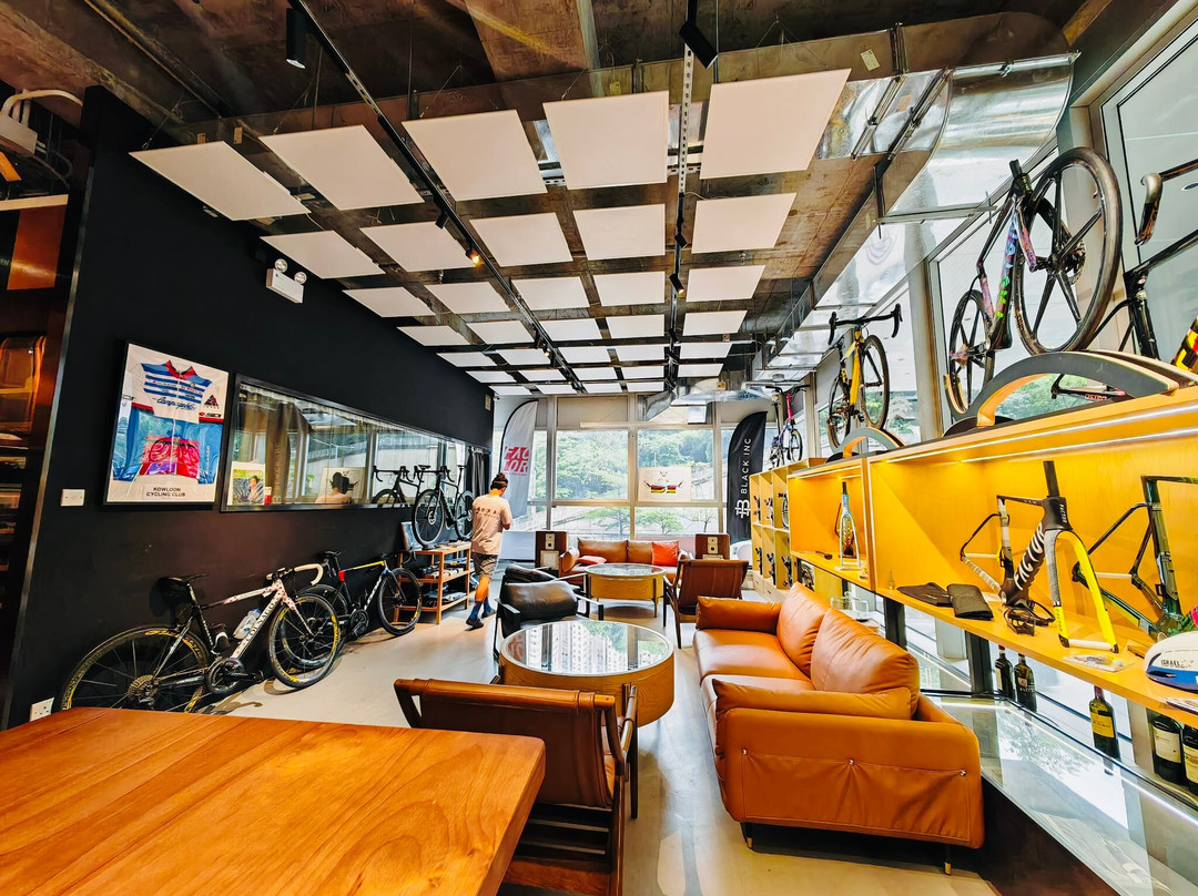 Wing's Coffee & Bar