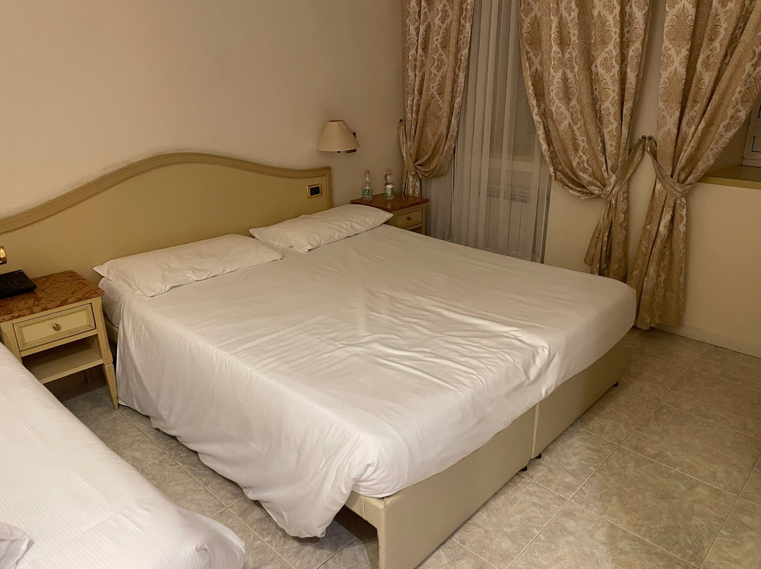 Ena Arenzano Hotel主图