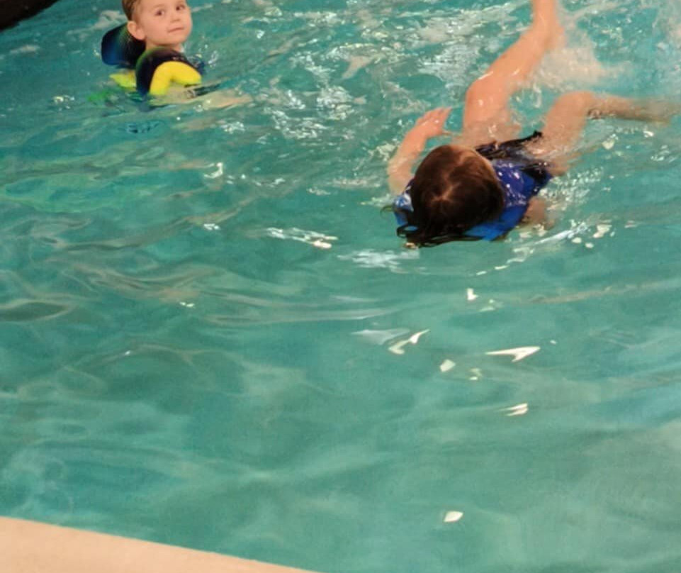 Drury Inn & Suites Burlington主图