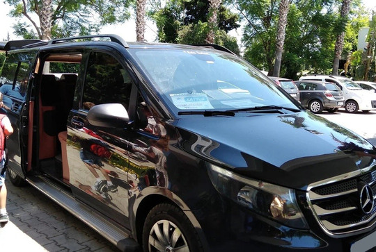 Bar Harbor Private Transfers & Limo Services: Airport, Cruise Port, Hotel Pickups