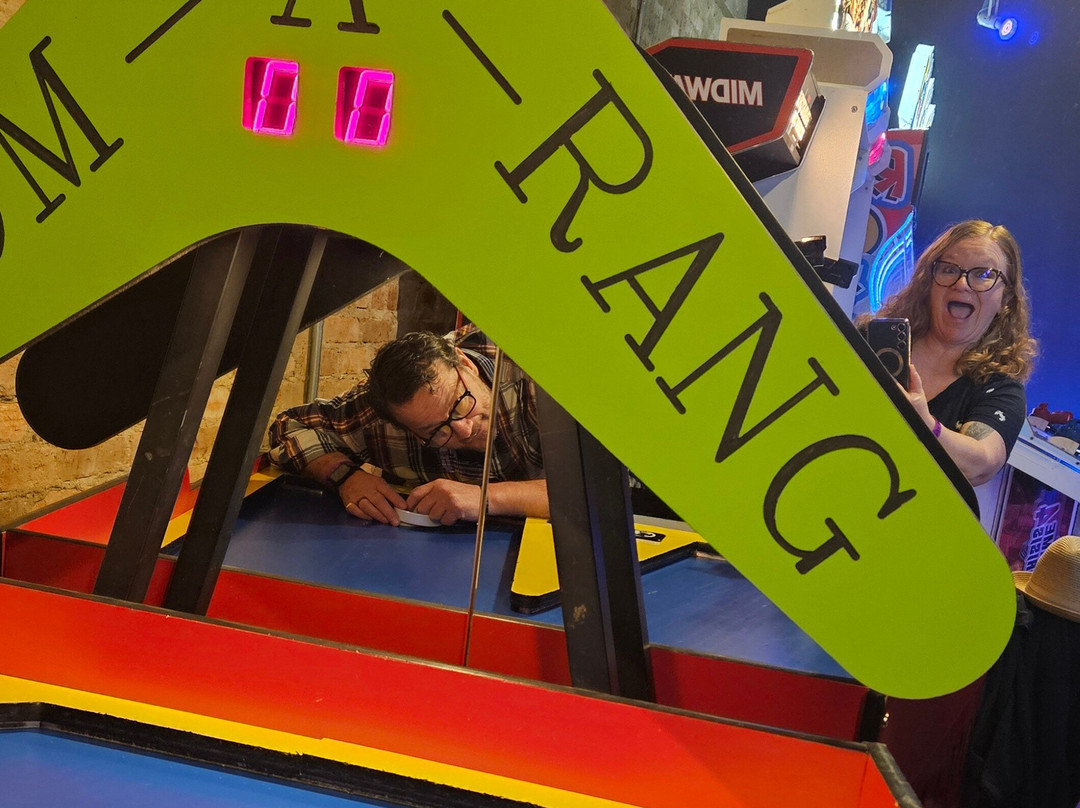 Radioactive Pinball Arcade-艾肯必去景点