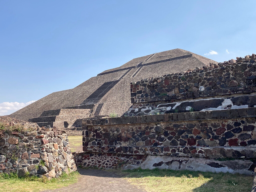 Teotihuacan Pyramids景点图片