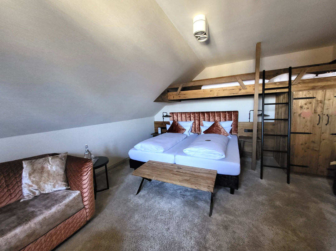 Hotel Gasthof Schäfflerwirt主图