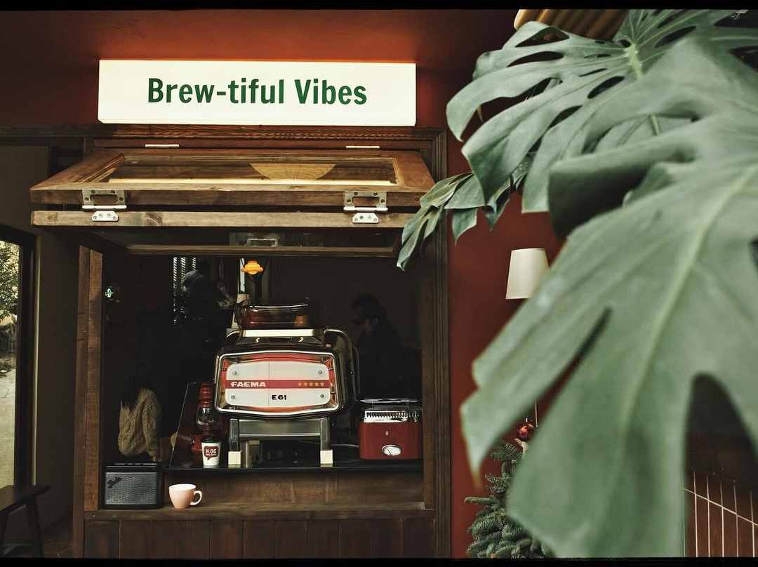 H.og Coffee Roastery