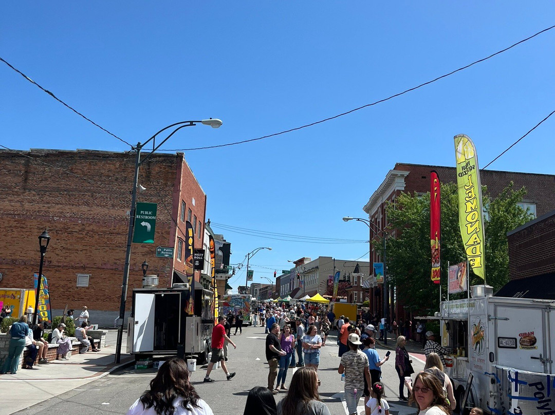 The Mount Airy Visitors Center-Mount Airy必去景点