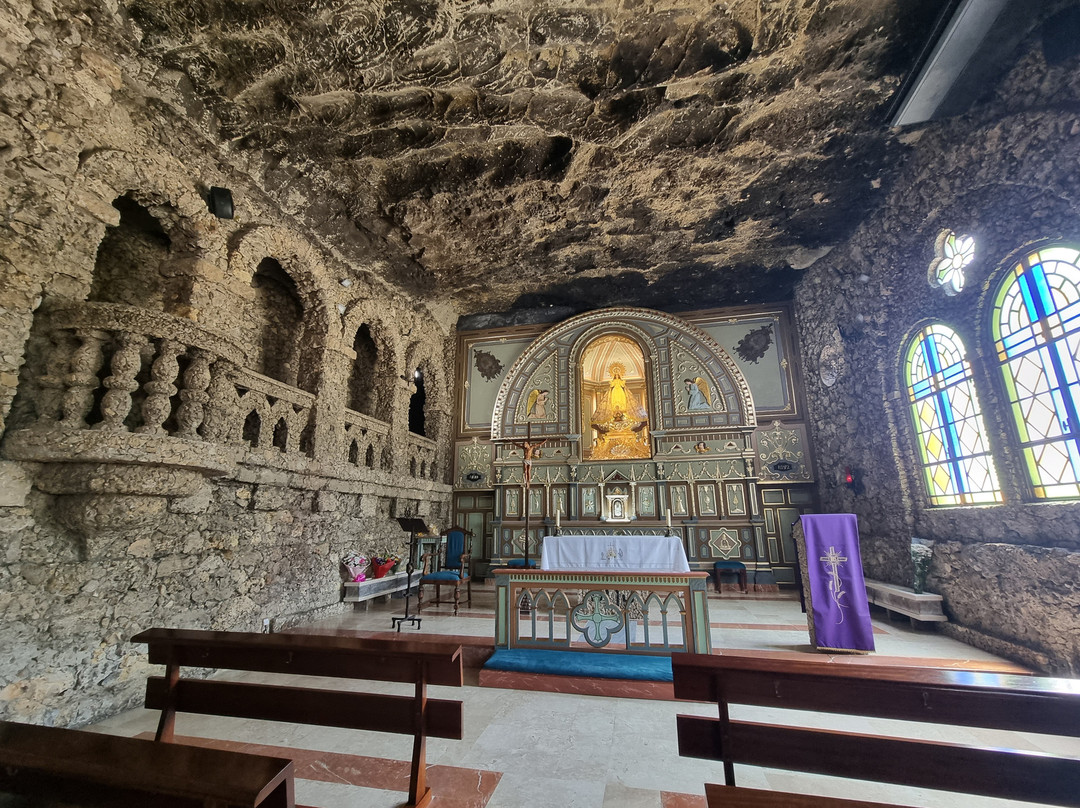 Santuario Virgen de la Esperanza-Calasparra必去景点
