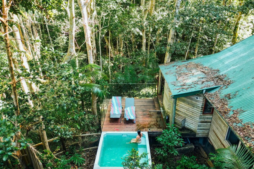 纳罗斯热带雨林消遣度假酒店主图