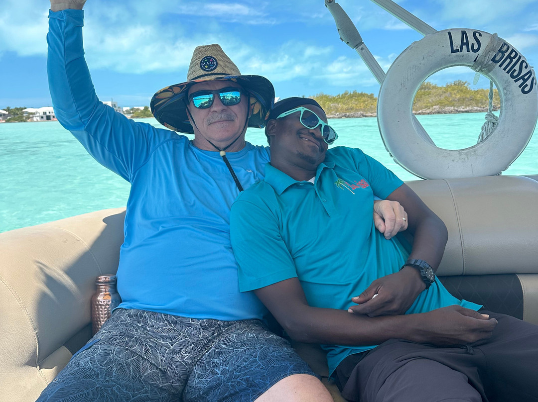 Pontoon Cruises on Chalk Sound-Five Cays Settlement必去景点