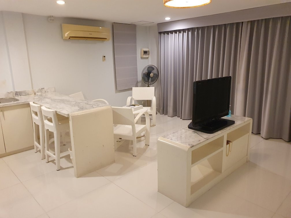 云19海滩度假酒店主图