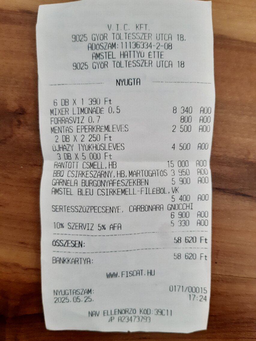 Amstel Hattyu Fogado-官方