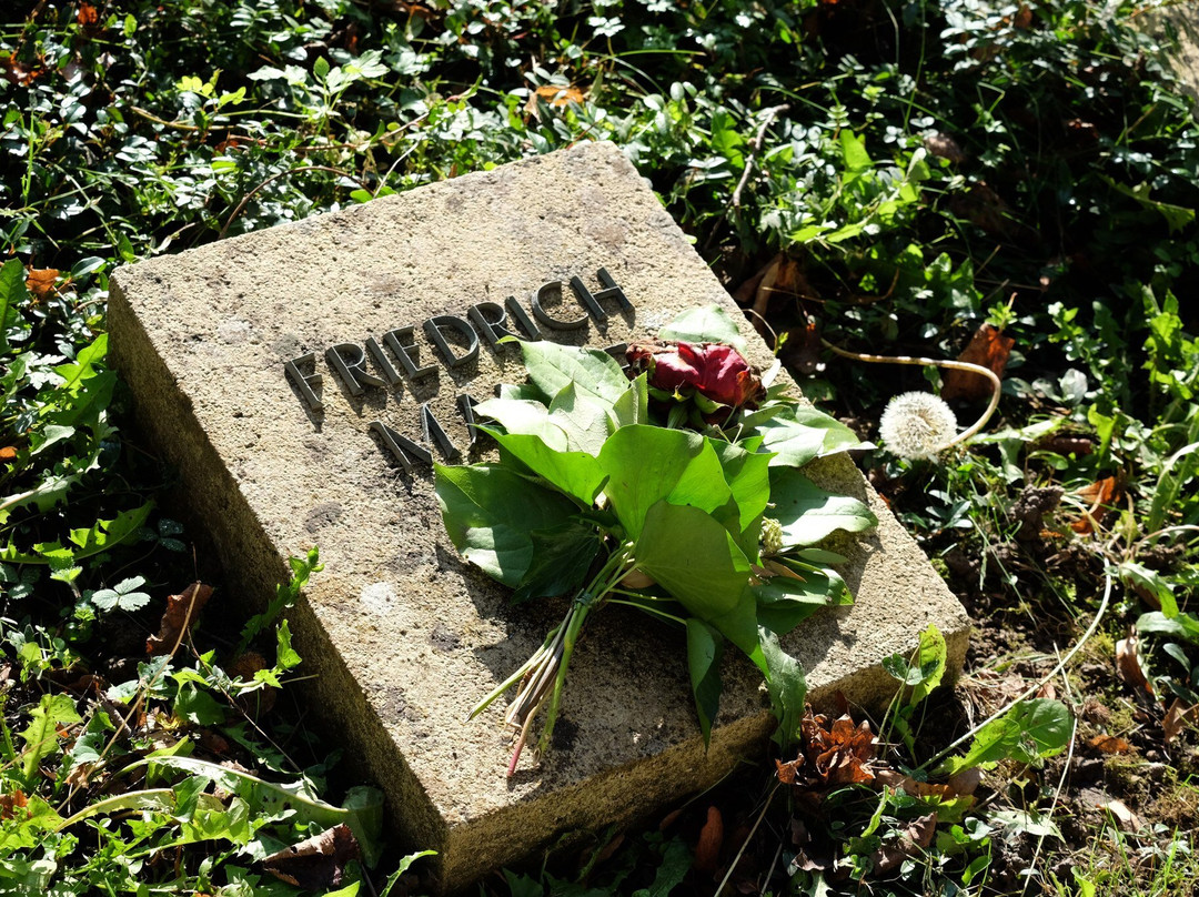 Soldatenfriedhof Badenweiler-Lipburg景点图片