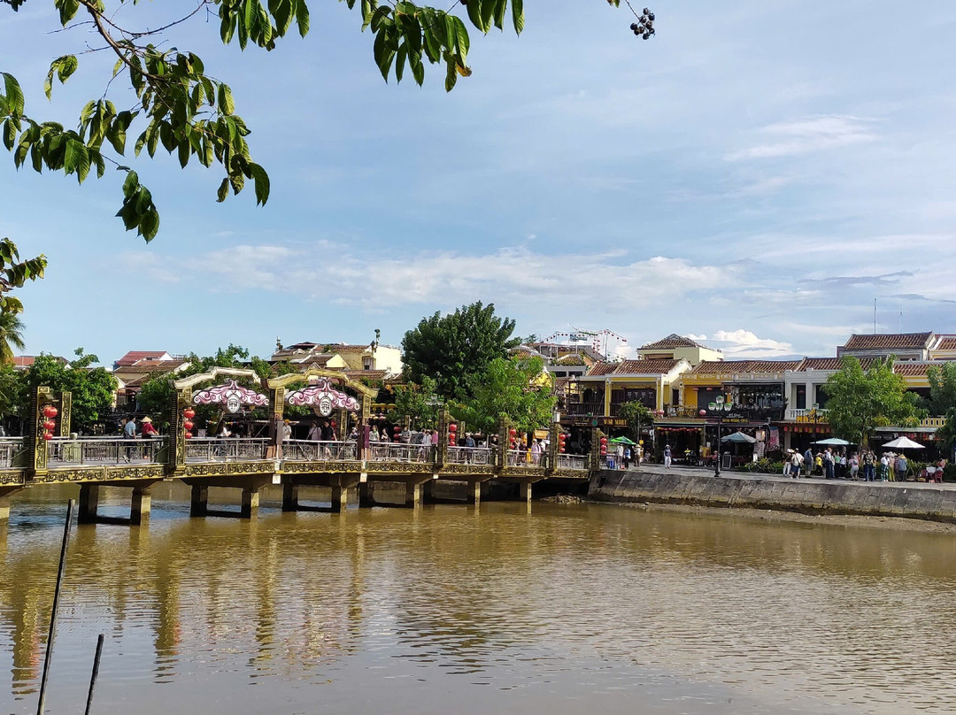 Vietnam Joy Travel-Long Bien必去景点