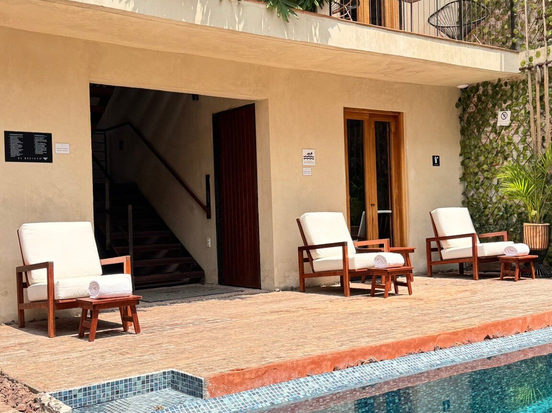 El Recinto Hotel主图