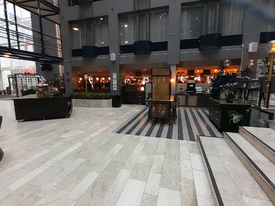 里卡酒店主图
