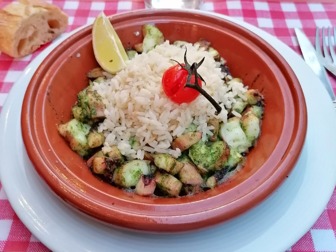 L'Ours Qui Boude Restaurant