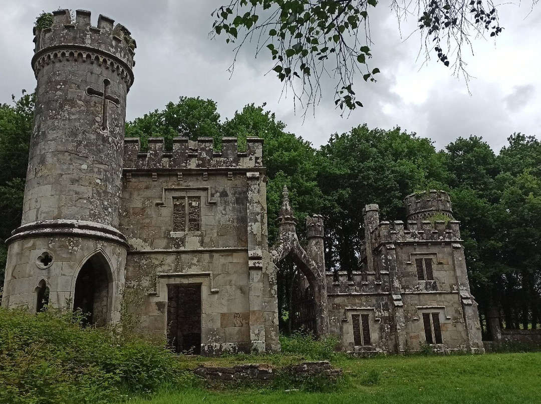 Ballysaggartmore Towers-Ballynoe Upper必去景点