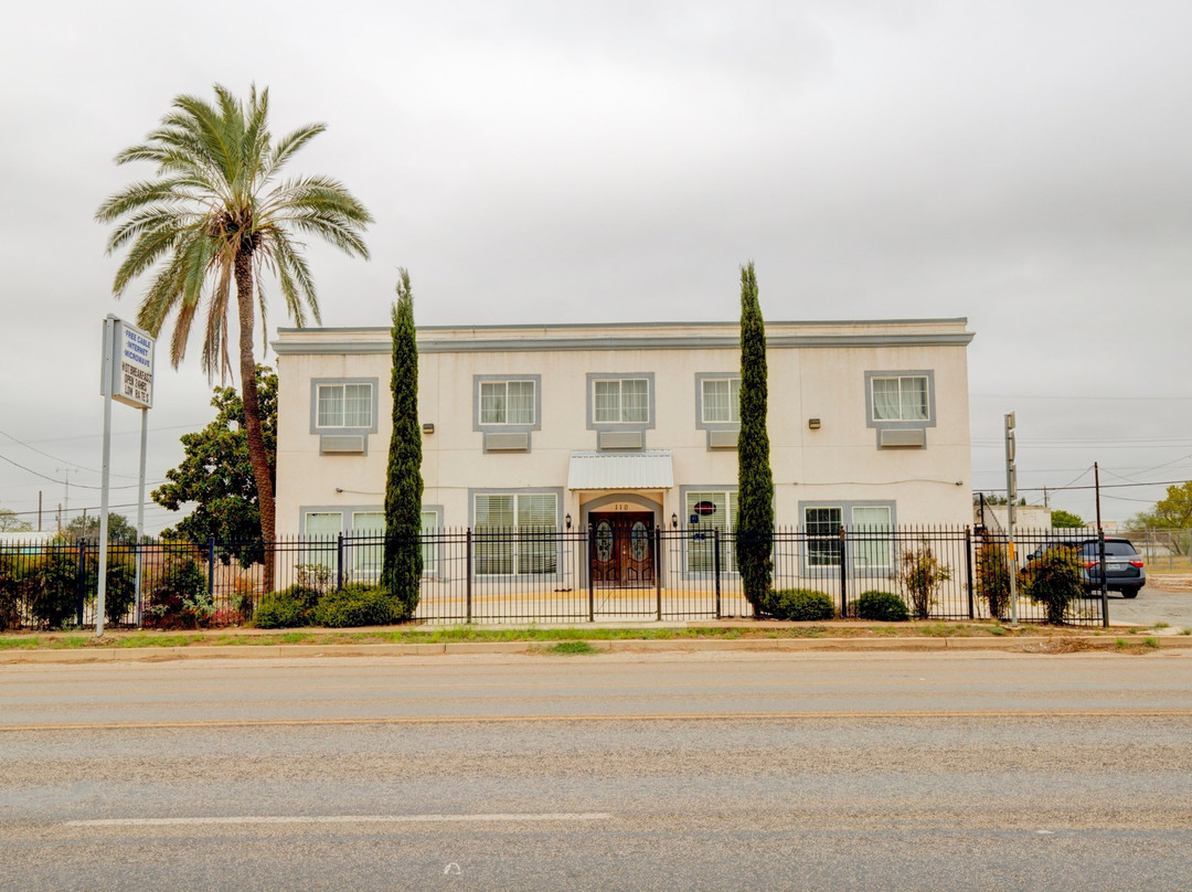 Dilley酒店住宿-Hotel O Dilley Main St TX