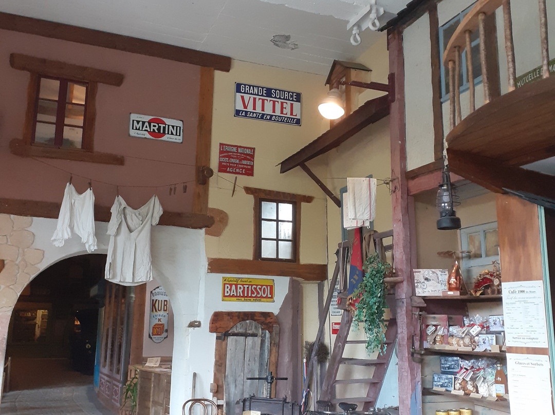 Musée La Rue Du Temps Qui Passe-Allas-les-Mines必去景点