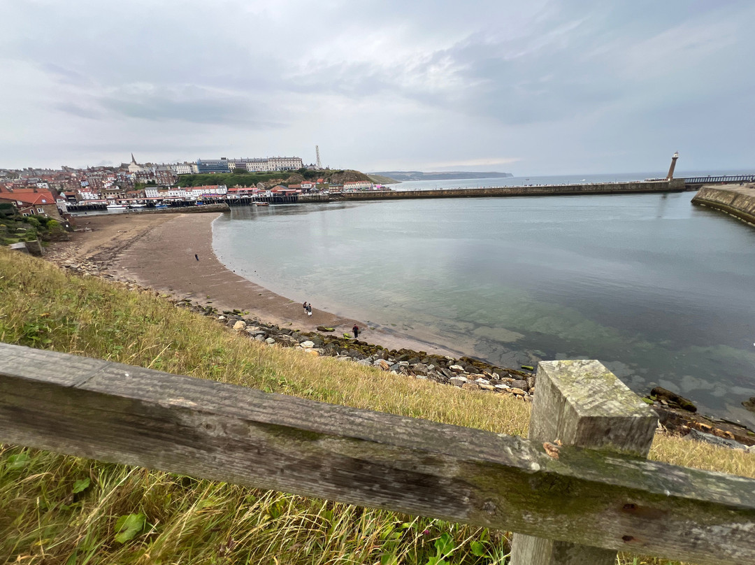 Whitby Lighthouse-惠特比必去景点