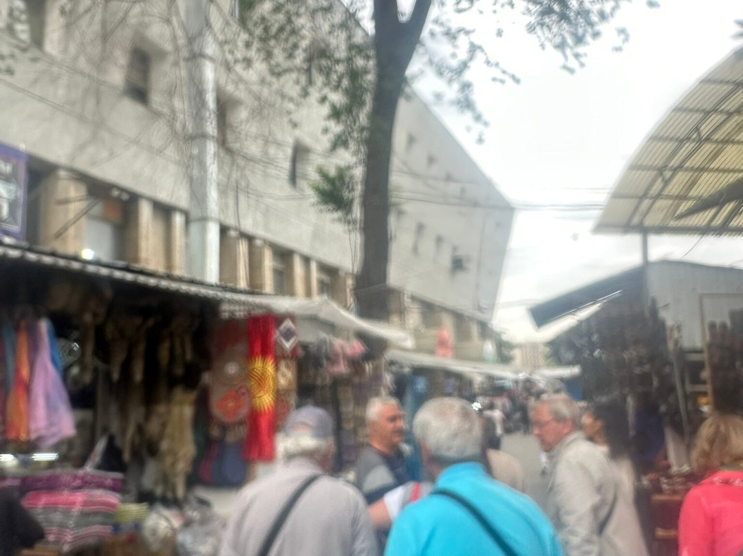 Osh Bazaar-比斯凯克必去景点