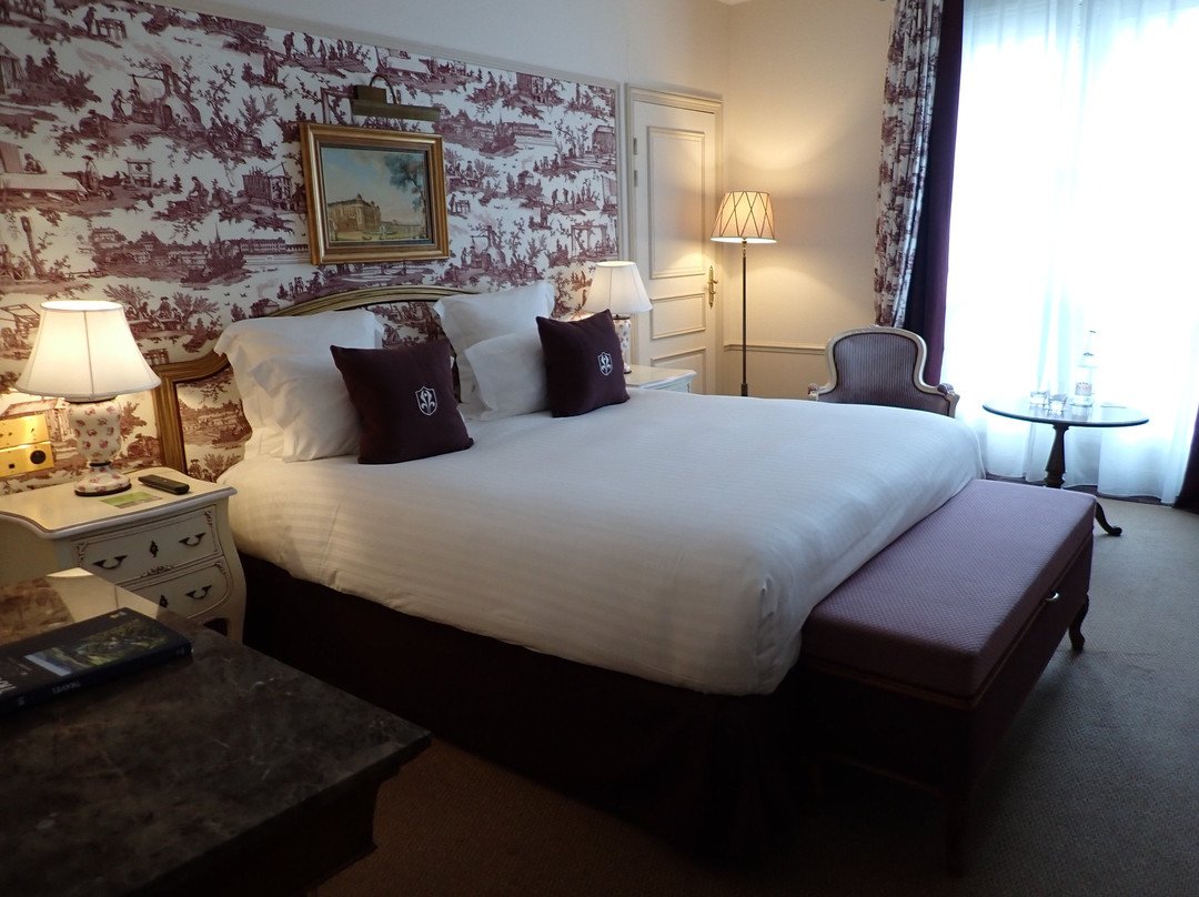 奥伯格杜迪鲍米酒店主图