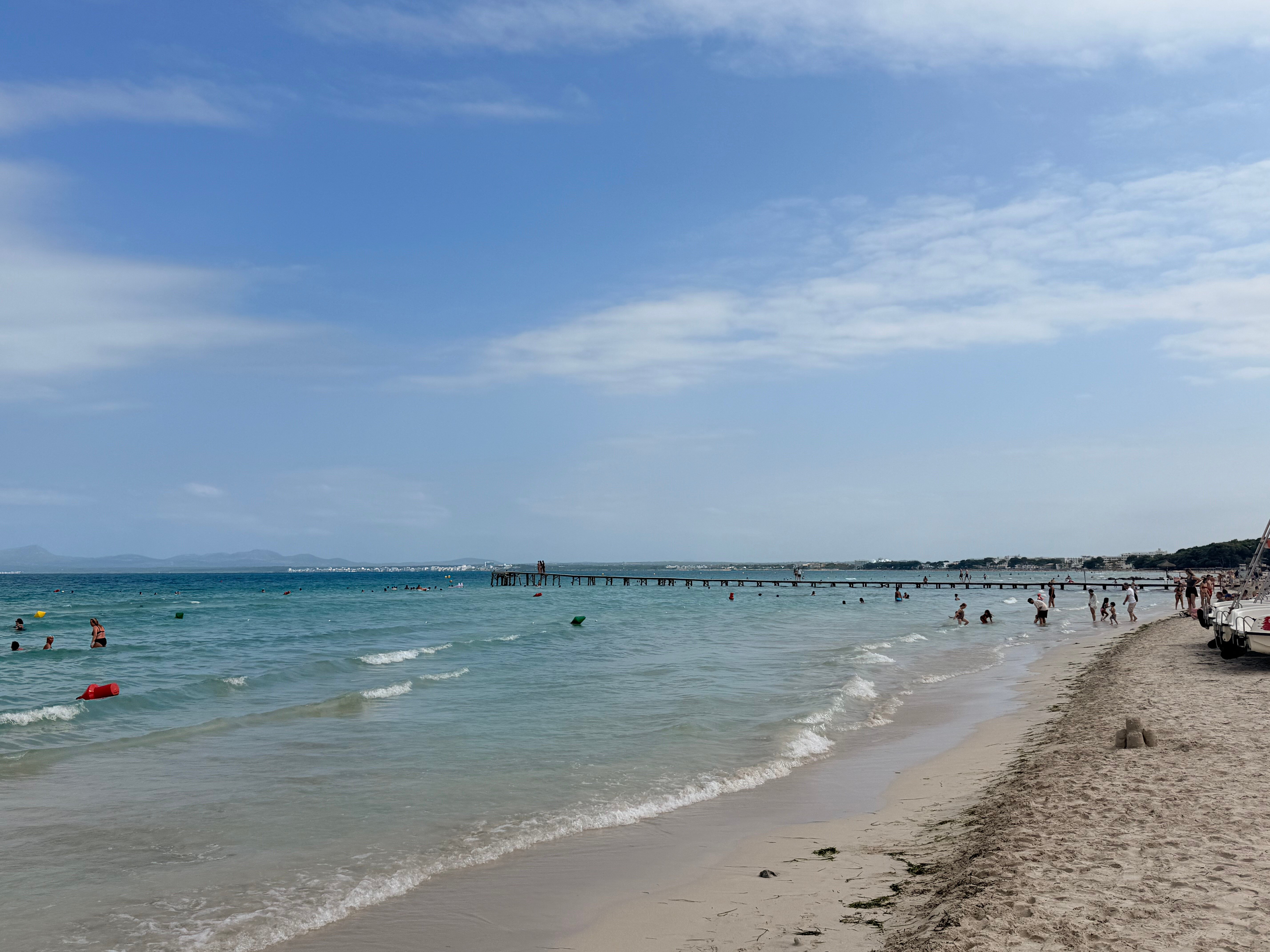 Iberostar Waves Ciudad Blanca-泳池