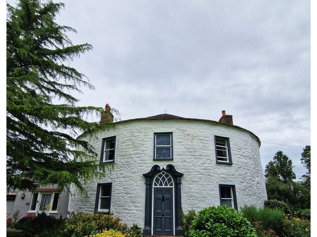 Fiddleback Farm主图