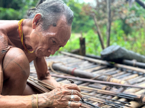 Mentawai Tribe Tour Specialist
