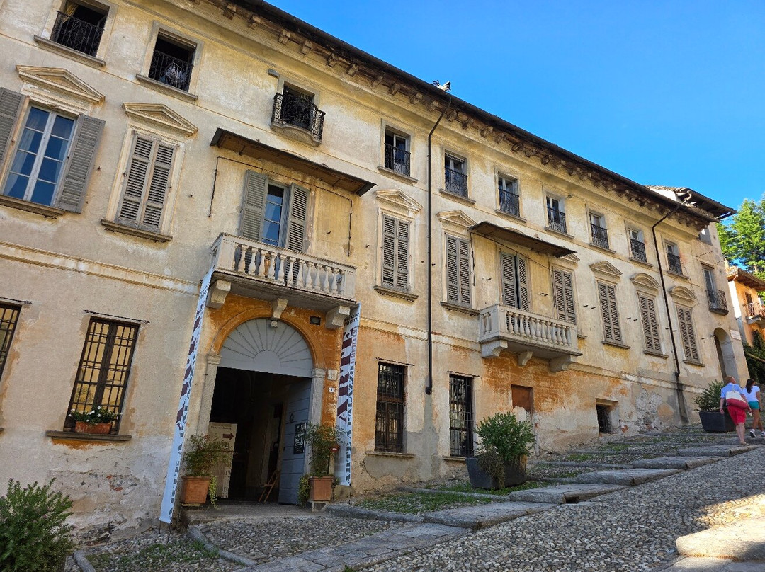 Palazzo Penotti Ubertini-奥尔塔圣朱利奥必去景点