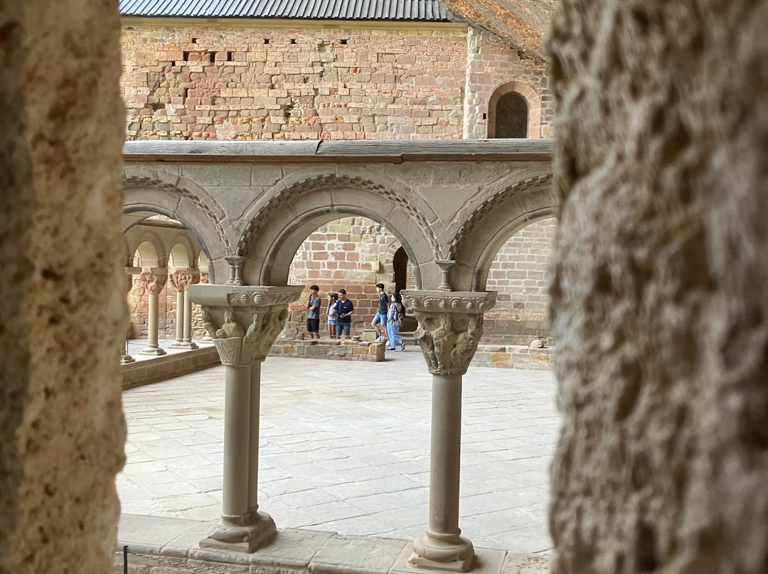 Monastery of San Juan de la Peña-哈卡必去景点