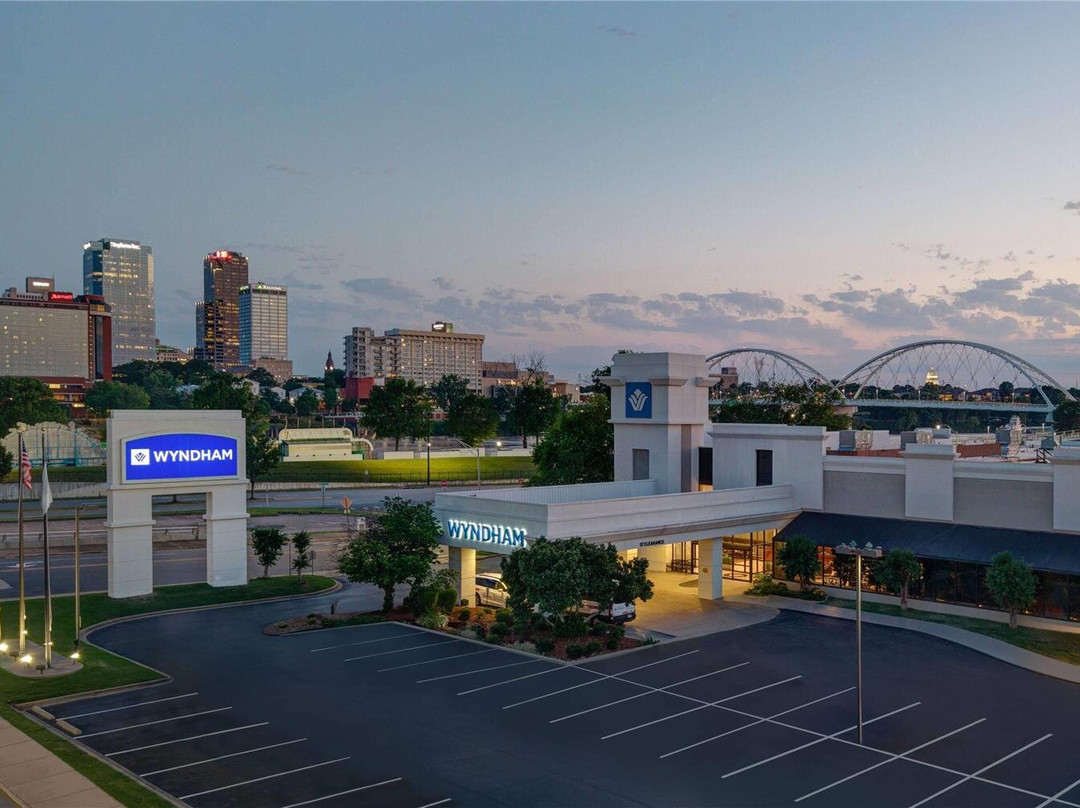 北小石城酒店住宿-Wyndham Riverfront Little Rock