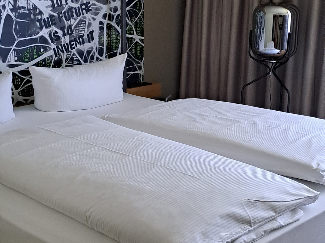 波茨达姆塞米钠里斯海洋酒店主图