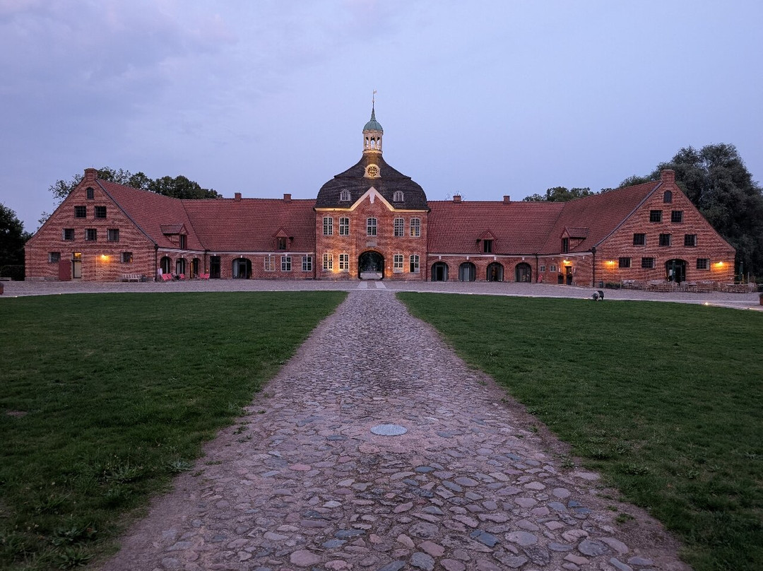 Kultur Gut Hasselburg-Altenkrempe必去景点