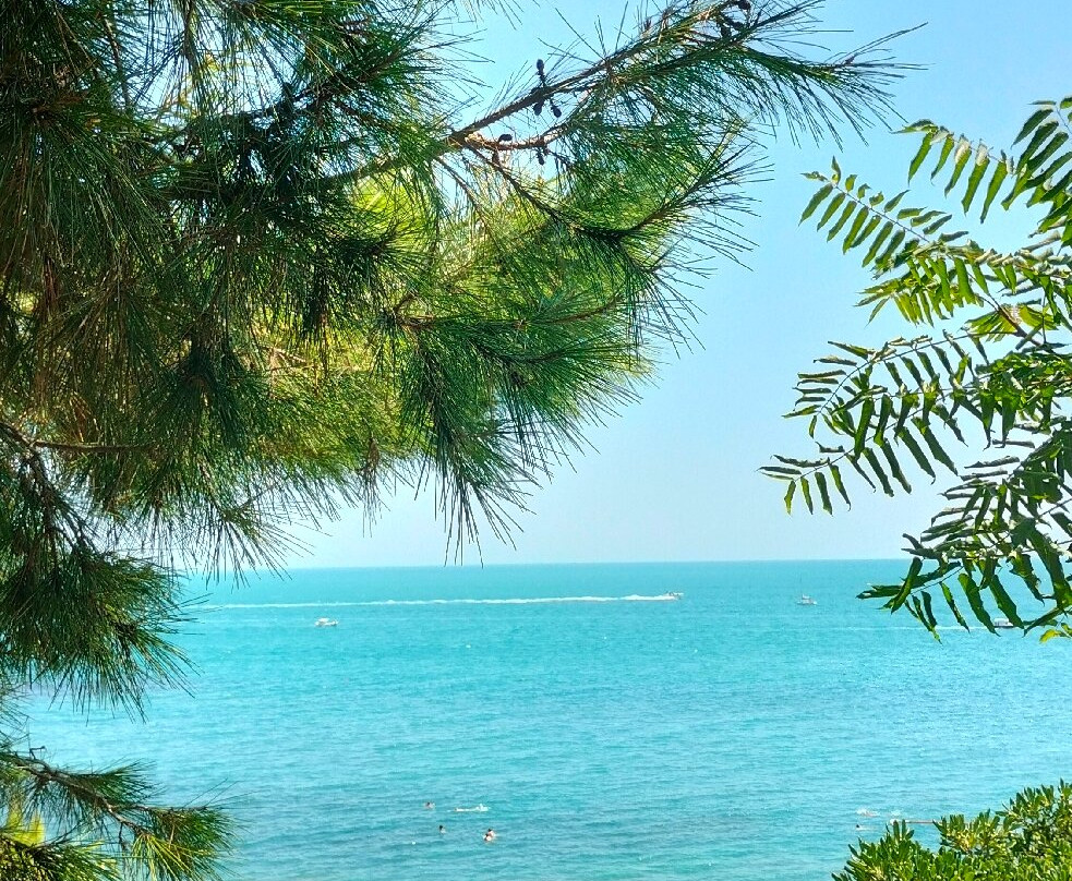 Numana Beach Alta-努马纳必去景点