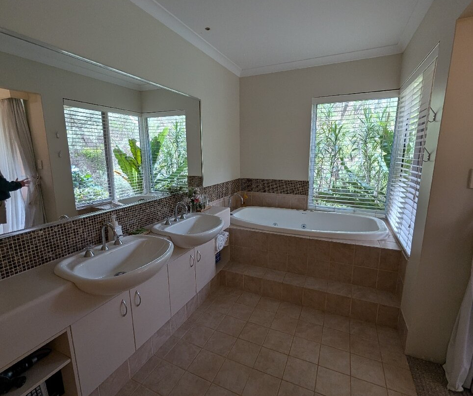 洛林广场食宿酒店主图