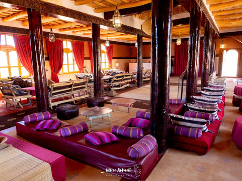 卡斯巴本阿里旅馆主图