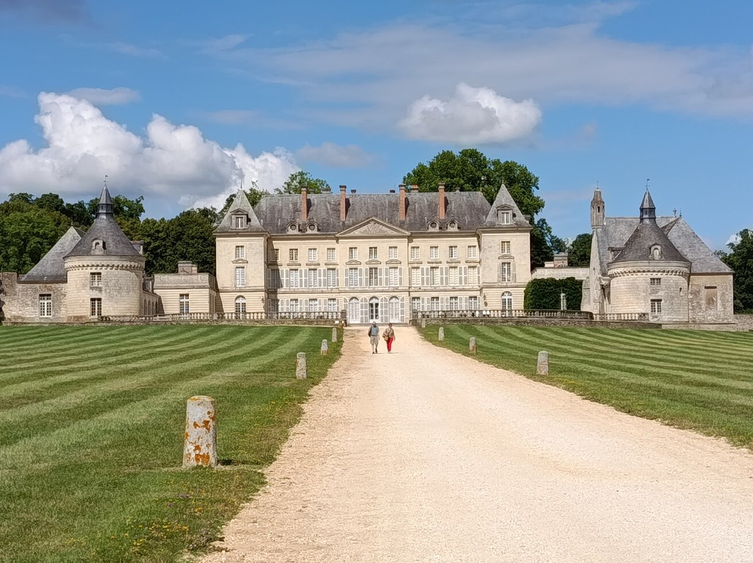 Chateau de Montgeoffroy-Maze-Milon必去景点