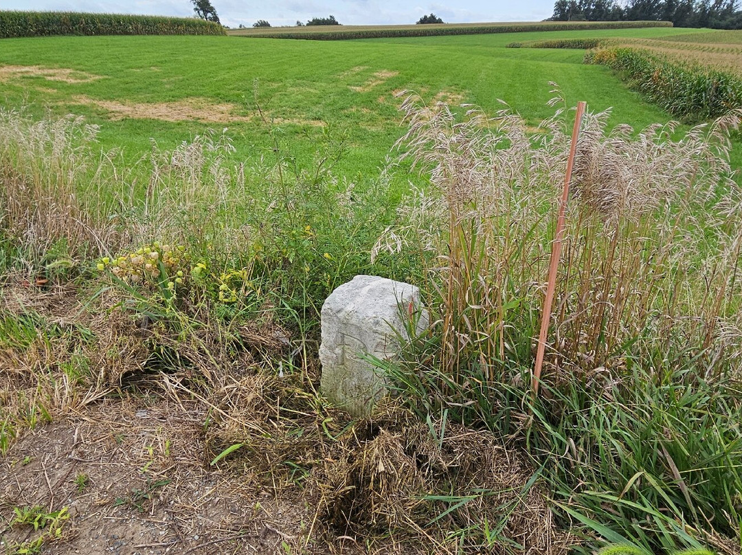 Mason Dixon Mile Marker 33-Whiteford必去景点
