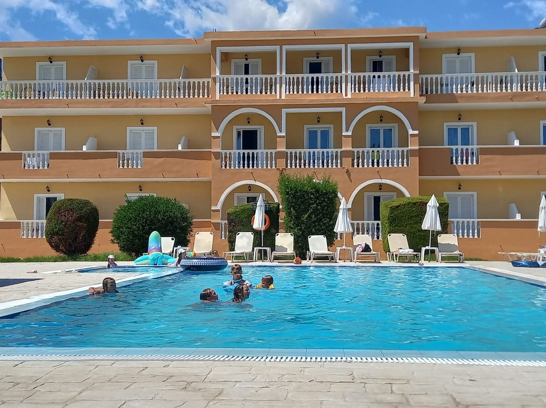 Derekas Studios主图