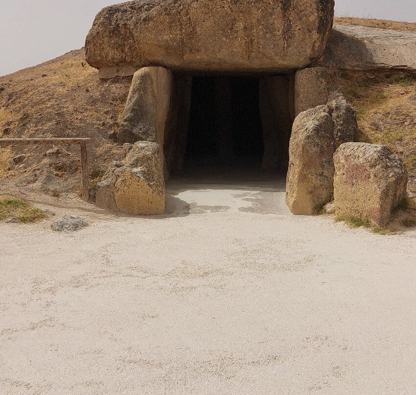 Dolmen de Menga-安特克拉必去景点