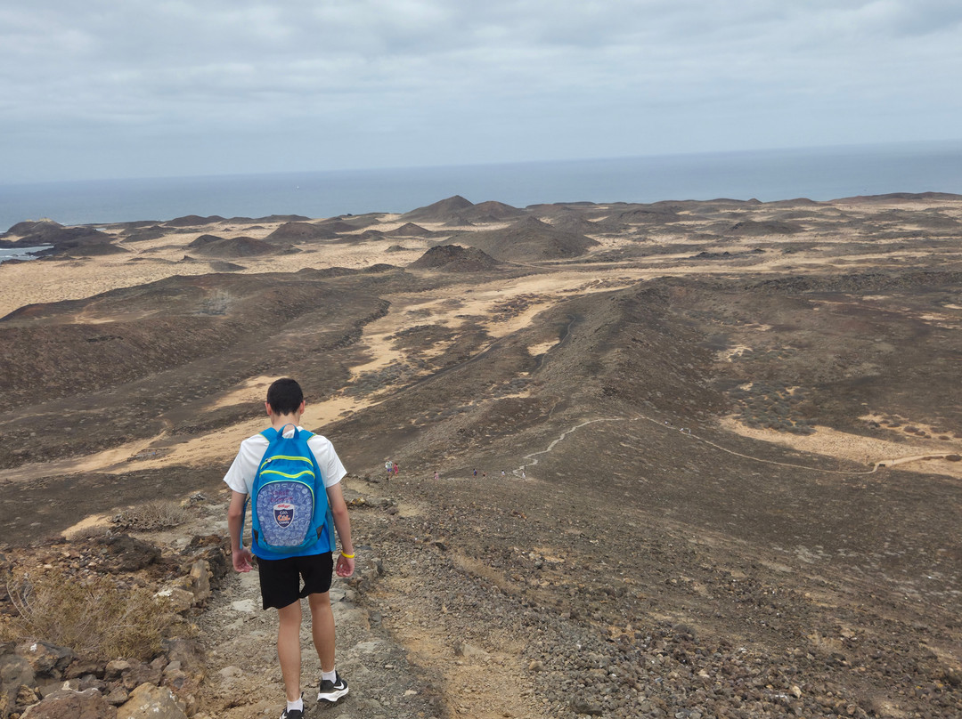 Montaña De La Caldera-科拉雷侯必去景点