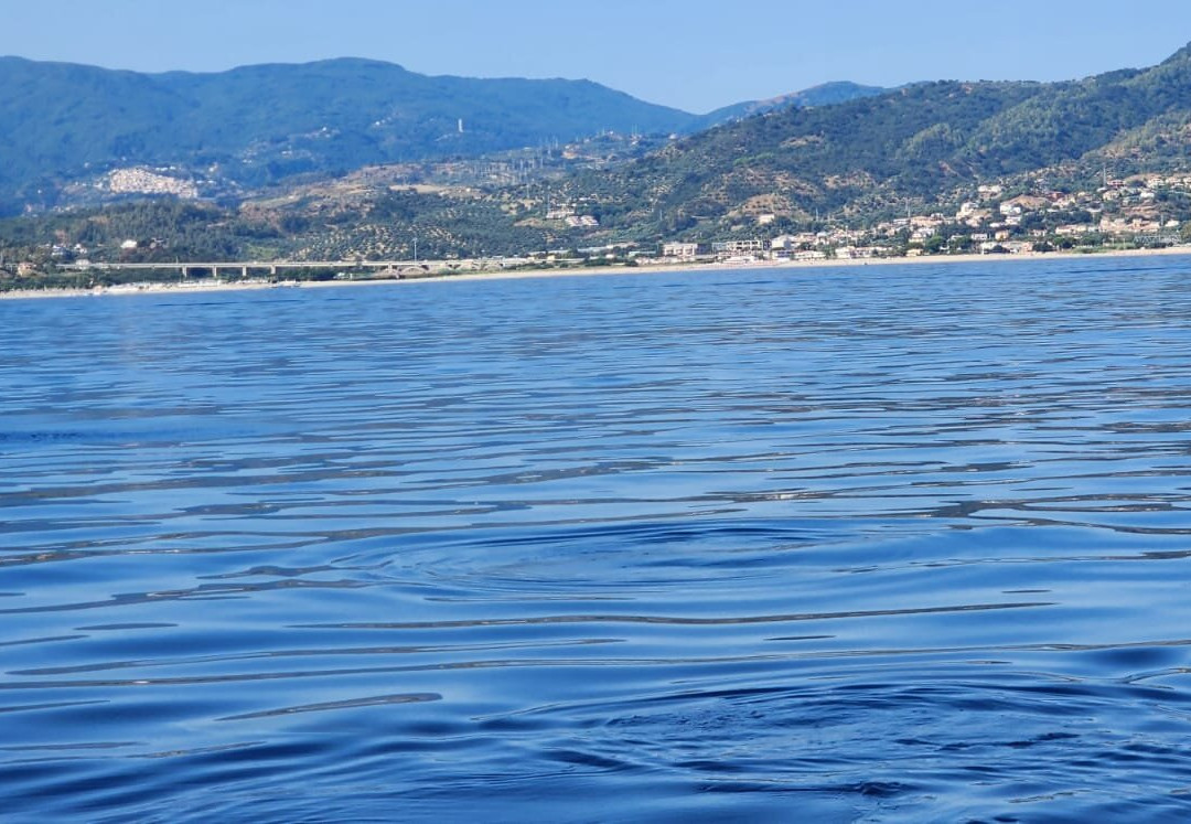 SEAFLY Noleggio Gommoni & Barche Escursioni Flyboard Sport Acquatici Volo in Deltaplano-Badolato Marina必去景点
