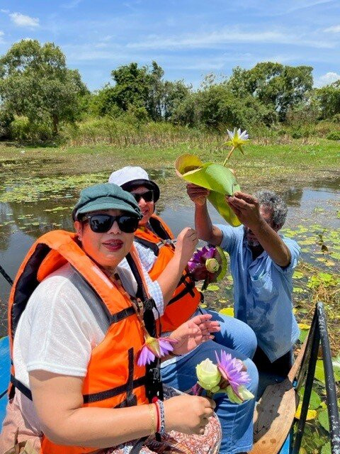 VLanka Travels-斯里贾亚瓦德纳普拉必去景点