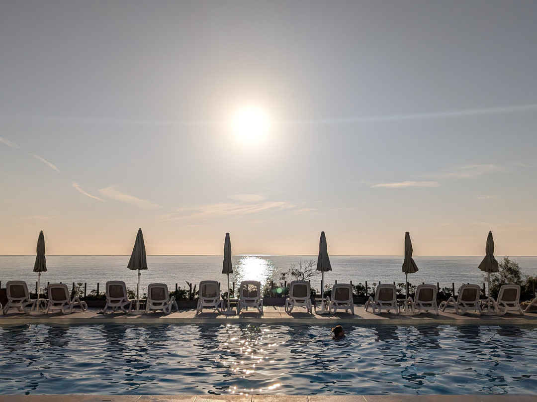 阿托隆酒店主图