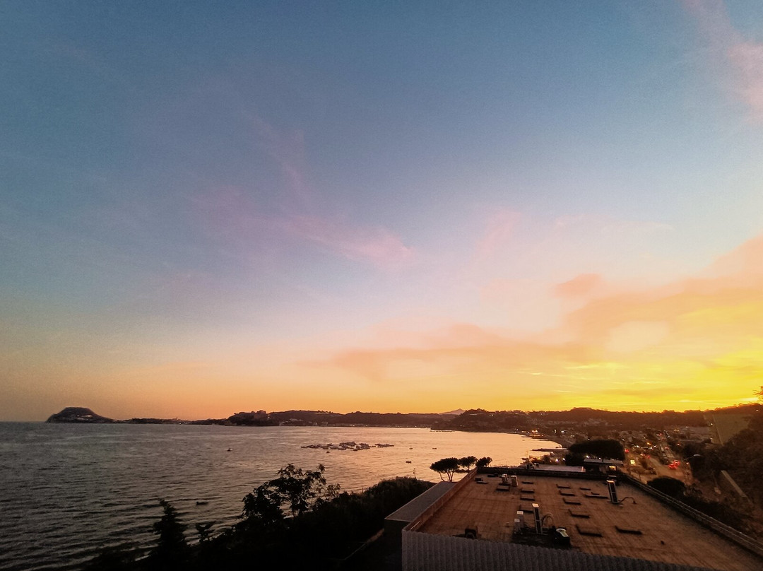 拉特里佩戈拉酒店主图