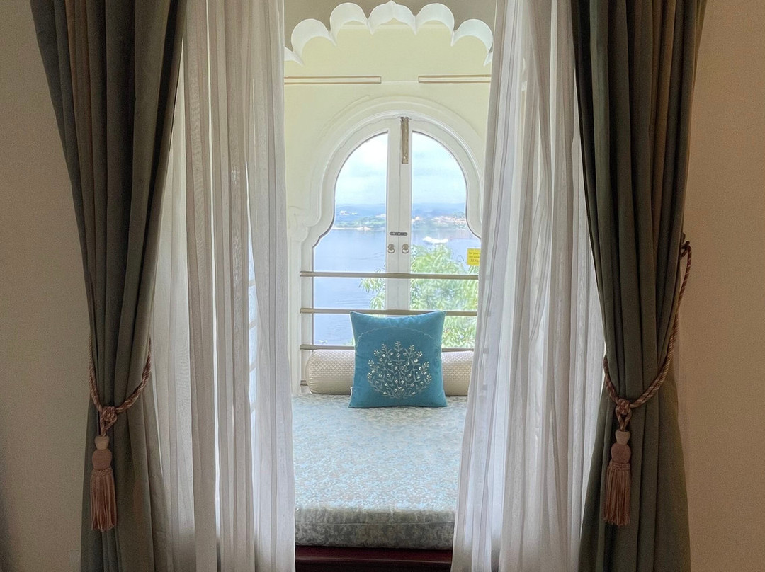 法塔赫普拉卡什皇宫饭店主图