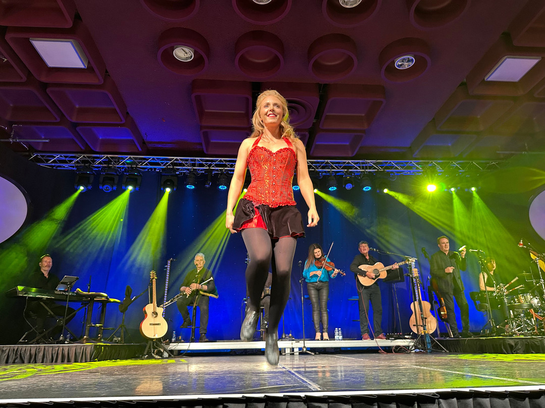 Trad on the Prom-戈尔韦必去景点